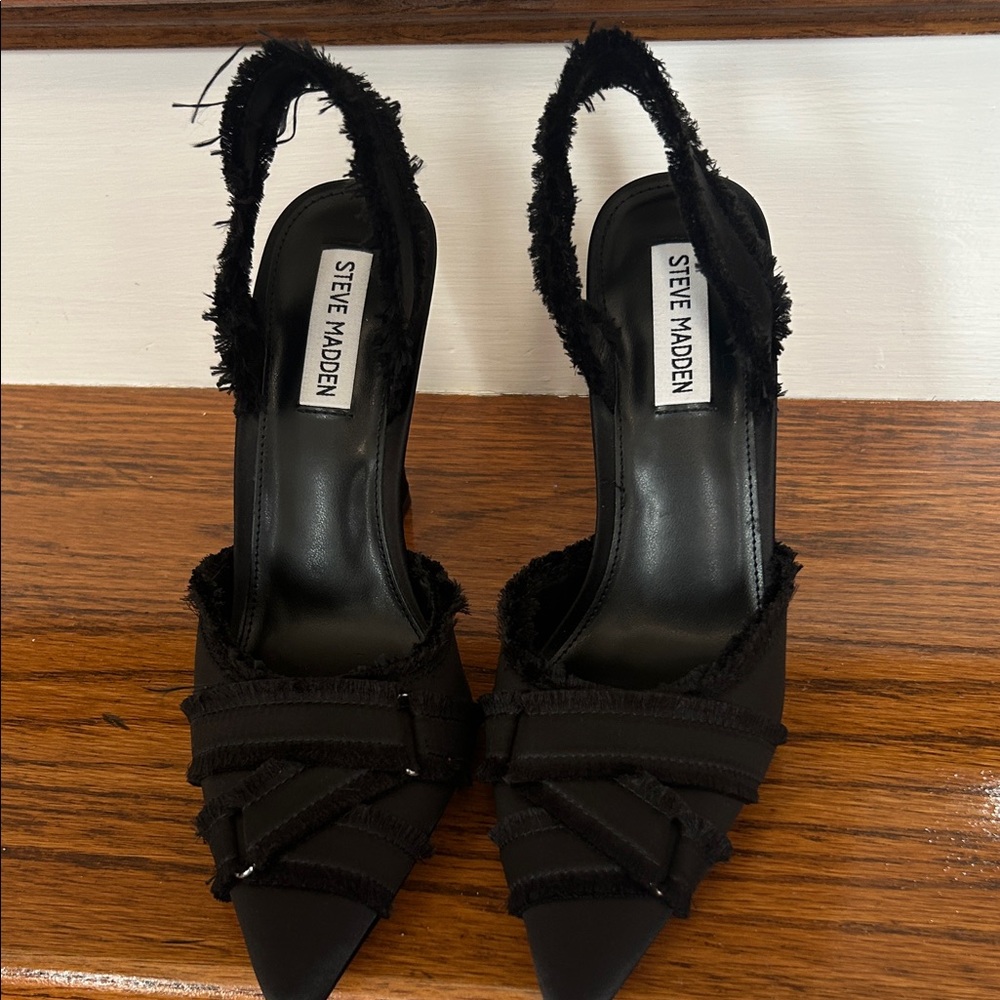 Steve Madden Black Fringed Slingback Pointed Toe Heels